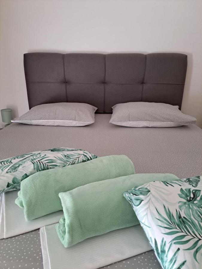 Apartments&Room Babic Kaštela Zewnętrze zdjęcie