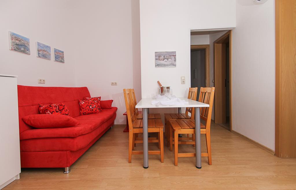 Apartments&Room Babic Kaštela Zewnętrze zdjęcie